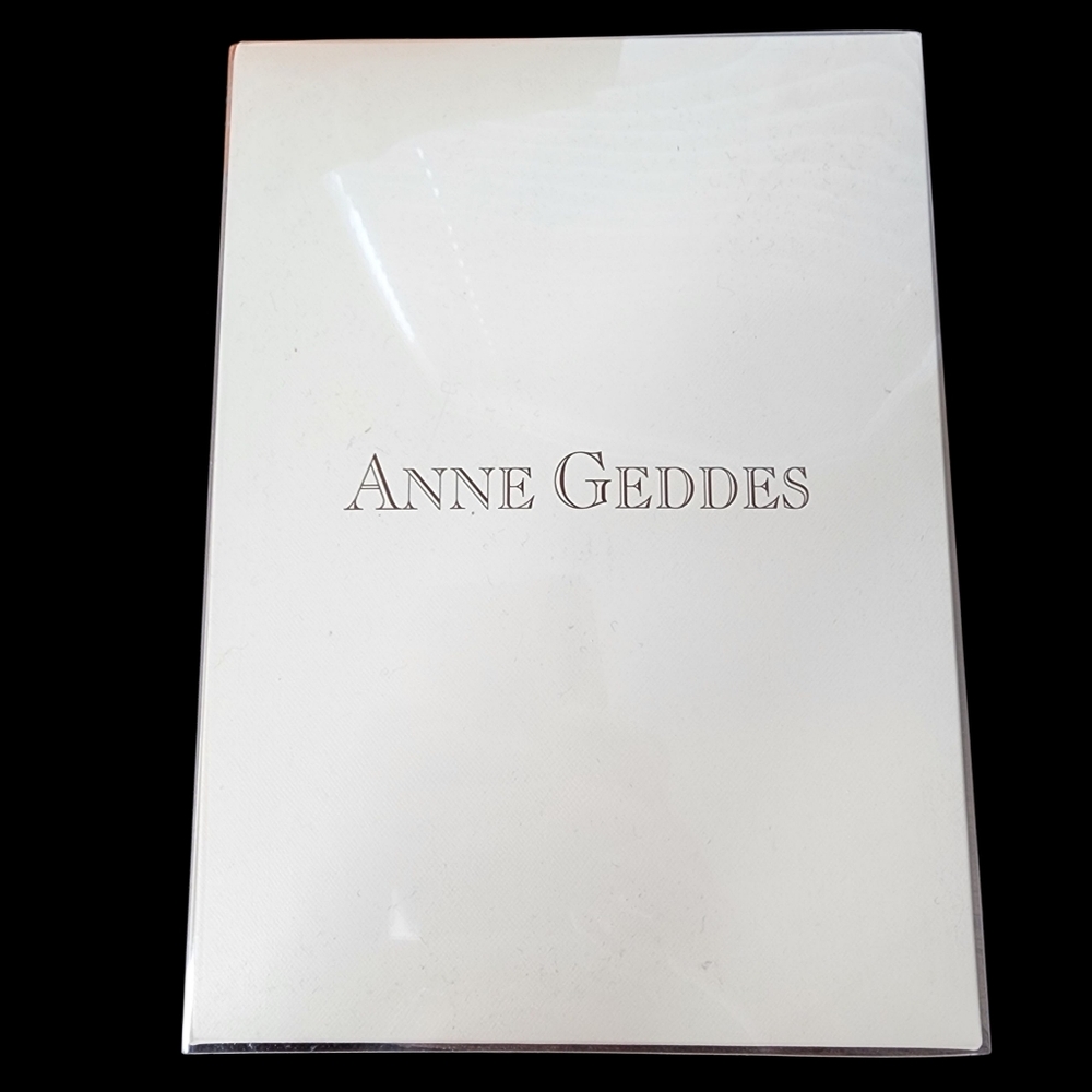 Anne Geddes baby doll famous Bumble Bee in a plastic egg vintage & collectible - Picture 3 of 16